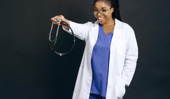 Allerqoloq nədir? Bakıda allergiya həkimləri