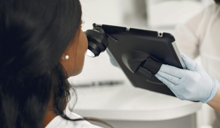 Bakıda dermatoloq qiymətləri 2026