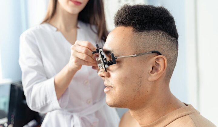 Göz quruluğu: ekran qarşısında gözü qorumaq üçün tövsiyələr