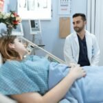 Menopoz: əlamətlər, hormonal dəyişikliklər və müalicə