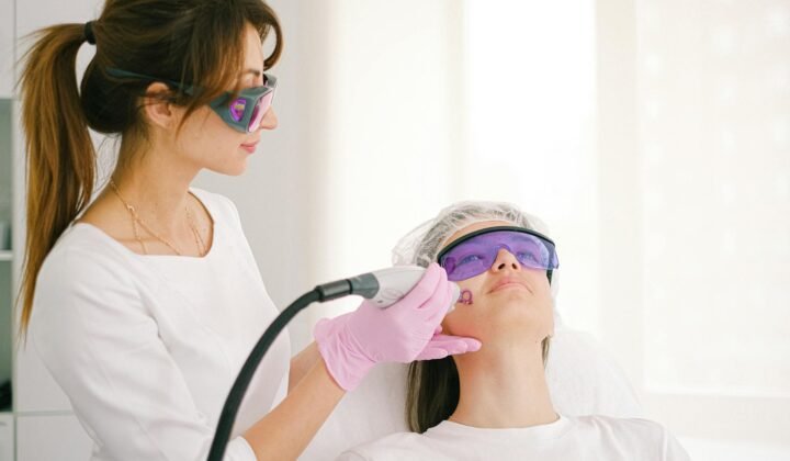 Psoriaz: dəri xəstəliyi, əlamətlər və müasir müalicə