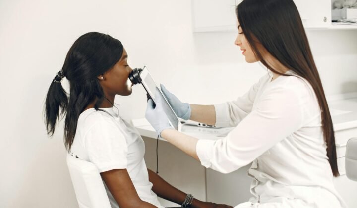 Seboreik dermatit: baş qışqırığı və yağlı dəri müalicəsi