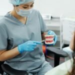 Stomatoloq nədir? Bakıda diş həkimləri