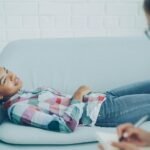 Uşaq psixologiyası: məktəb stresi və valideyn dəstəyi